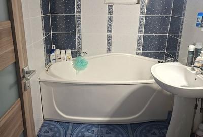 Apartament cu 3 camere decomandat în Exterior Vest - 8