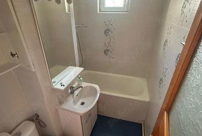 Apartament cu 4 camere decomandat în Central - 2