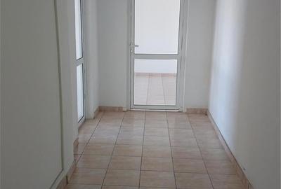 Spațiu comercial, de 1,794 mp, în Central - 13