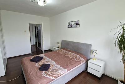 Apartament cu 2 camere semidecomandat, mobilat în Progresul - 5