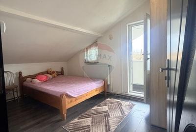 Apartament cu 4 camere decomandat în Bariera Vâlcii - 4
