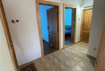 Casa demisol + parter de vanzare in Sat Vadu Rosca - Vulturu - 14