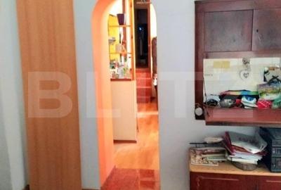 Apartament de vanzare, cu o camera, 73 mp, etaj 1, zona centrala Apartament de vanzare, cu o camera, 73 mp, etaj 1, zona centrala - 4