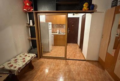 Garsonieră decomandată în Central - 1