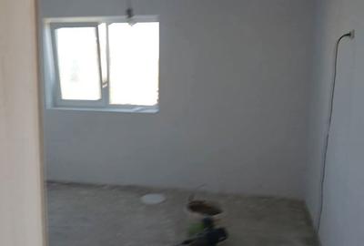 Casă cu Teren 400 Mp în Pecineaga - 5