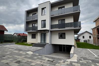 Apartament cu 3 camere decomandat în Central - 2