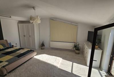 GHIGHIU vila 2011, P+E, teren 988 mp- 290000 euro - 5