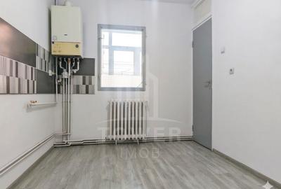 Apartament cu 2 camere decomandat în Vasile Aaron - 4
