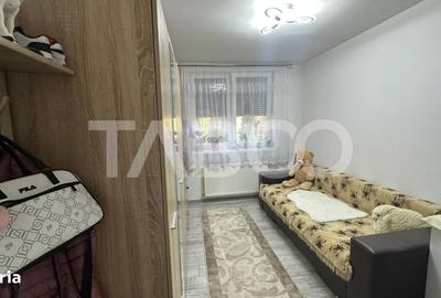 Apartament cu 3 camere decomandat în Roșia - 5