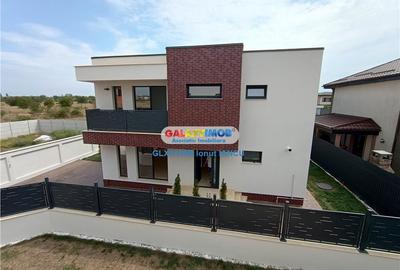 Casă cu 4 camere cu Teren 340 Mp în Central