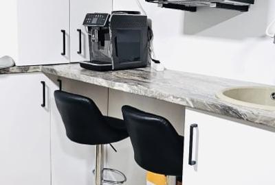 Apartament cu 3 camere, mobilat în Florești