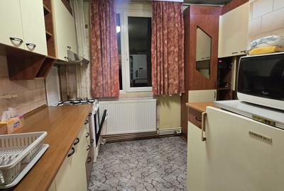 3 camere/ Aparatorii Patriei/centrala/parcare - 3