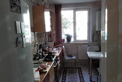 Apartament cu 2 camere semidecomandat în Central - 3