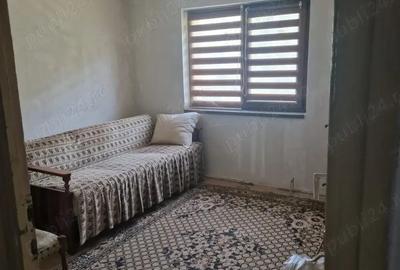 Apartament cu 3 camere semidecomandat în Roșiori de Vede - 4