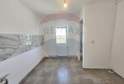 Apartament de vanzare - 3