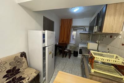 3 Camere Magazin Bucur Obor - Bloc ALMO 1 - Mobilat si Utilat - 13