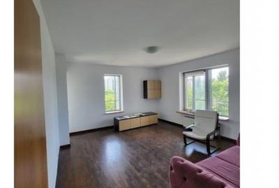 Apartament cu 3 camere decomandat în Tineretului - 1