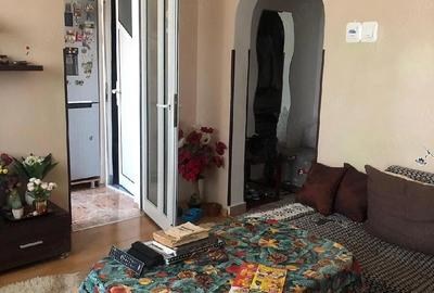 Apartament cu 3 camere semidecomandat în Central - 6