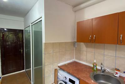 Garsonieră semidecomandată în UMT - 5