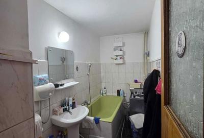 Garsonieră decomandată în Vitan - 2