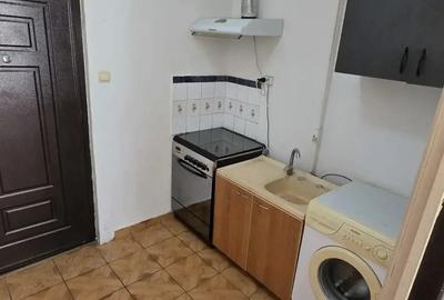 Garsoniera de inchiriat Bartolomeu - 2