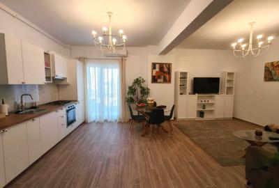 Apartament cu 2 camere semidecomandat în Central - 3