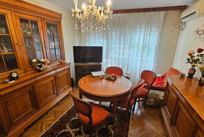 Apartament cu 3 camere decomandat în Drumul Taberei - 2