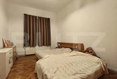 Apartament cu 3 camere semidecomandat în Central - 4