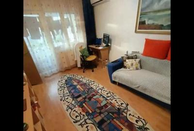 Girocului,1 Km de Spital Jude?ean,32 mp, Bucatarie Separata,Balcon, Baie Vana,Liber,220 E - 2