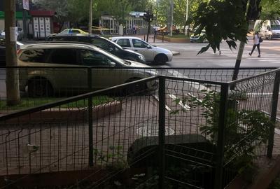 Titan, Trapezului - 7