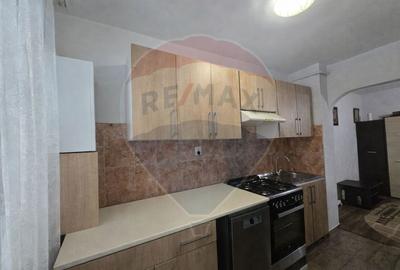 Apartament cu 4 camere de vânzare în zona Cetate -Comision  0% - 3