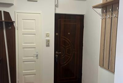 Apartament cu 2 camere semidecomandat în Cornișa - 1