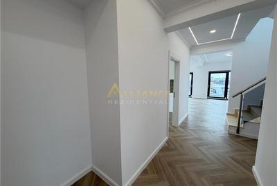 Vila individuala P+1E cu finisaje de lux ~ 4 camere 3 bai ~ 540mp teren - 12