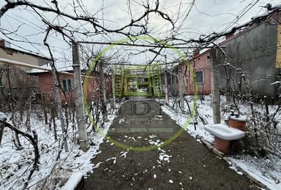 Casa parter, 700 MP teren, 50 MP utili, Craiova, cartier Bariera Valcii - 1