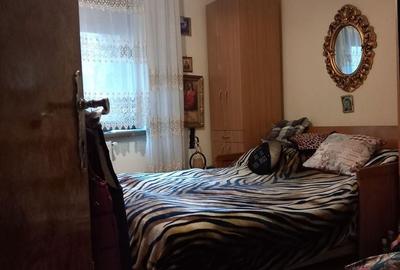 Apartament cu 3 camere în Tractorul - 3