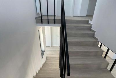 Casă cu 4 camere în Central - 8