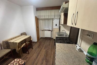 Apartament cu 3 camere, suprafata generoasa de 74 mp, la baza Colinei - 8