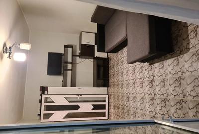 Garsonieră decomandată în CET - 1