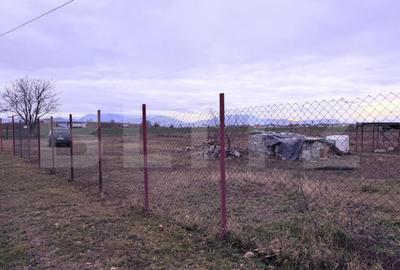 Teren de 1062 mp, în Central