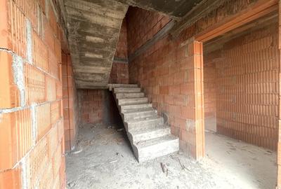 Casă individuală cu 7 camere cu Canalizare în Giroc - 3