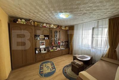Apartament 3 camere, 45 mp, zona 23 August - 1