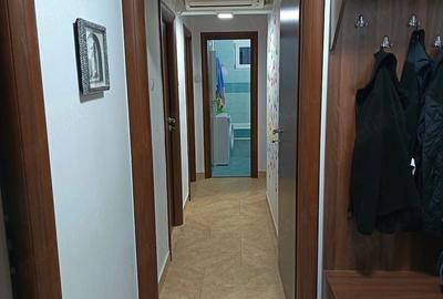 Apartament cu 4 camere decomandat, mobilat în Gara de Nord