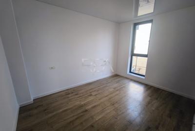 Apartament cu 3 camere decomandat în Crângași - 2