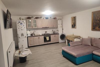 CASA CU 4 CAMERE SUPRAFATA UTILA 170MP SI TEREN 600MP SPRE VANZARE IN AVRIG - 10