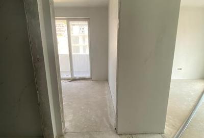 3 camere + terasa 100mp, apartament partial finisat - 8
