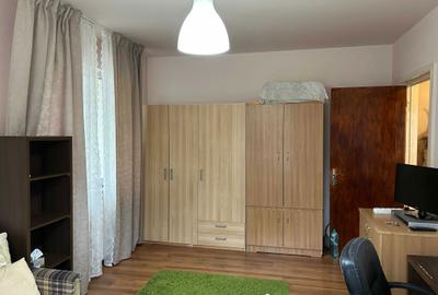 Garsonieră decomandată în Runcu - 7