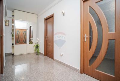 Apartament cu 3 camere decomandat, mobilat în Rediu - 14