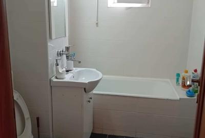 Apartament cu 2 camere decomandat, mobilat în 9 Mai - 7