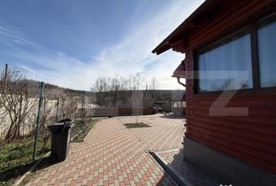 Casă cu 3 camere cu Teren 1603 Mp în Central - 11