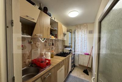 Garsoniera 23 mp, zona Petresti - 3